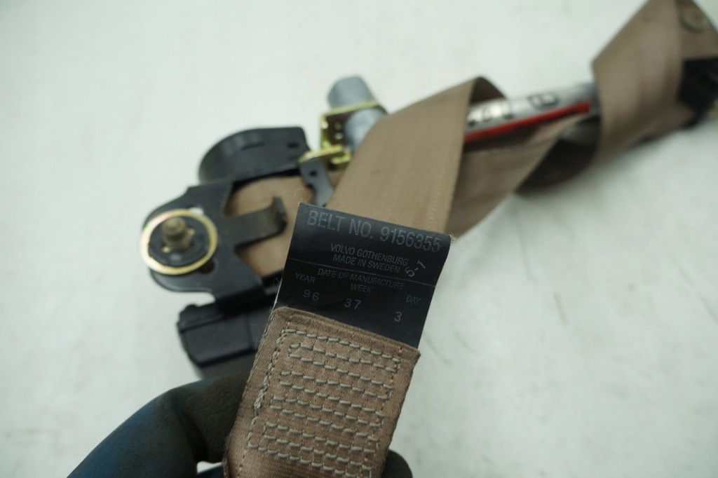 фото №2, Volvo v90 i pas натяжитель левый перед 9156355