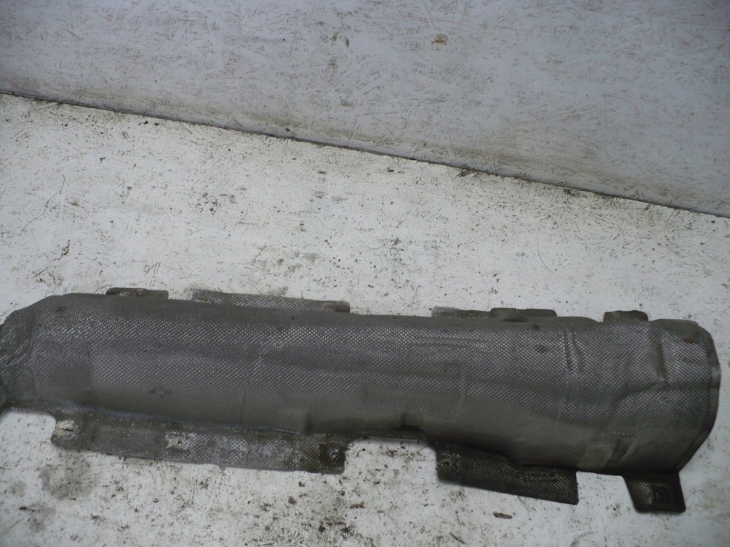 фото №1, Захист теплова підвіска mercedes w176 w246