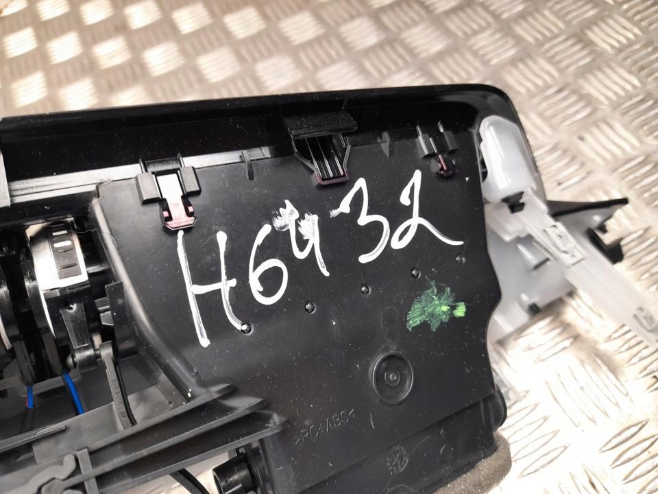 Захист bmw i4 2024 отвори вентиляційні 9623099 Недорого