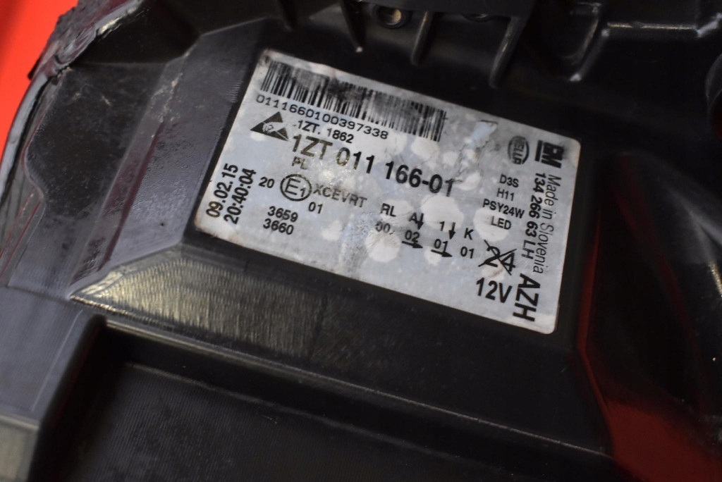 Фара левый фара перед ксенон led европа  13426663lh opel insignia a рестайлинг  13- Киев