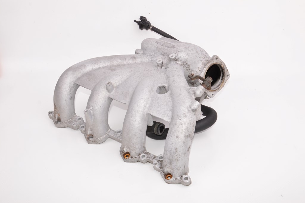 Купить Porsche 944 s2 3.0 коллектор впускной  9441103350r