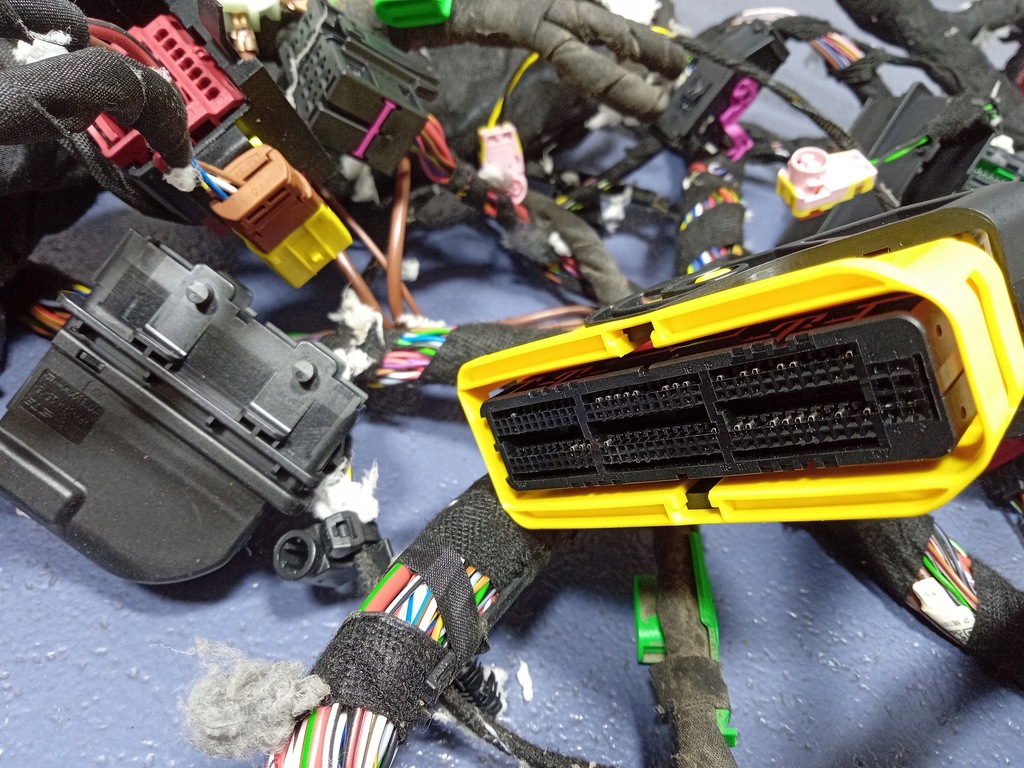 фото №6, Audi q4 e-tron джгут електропроводка електрична салону