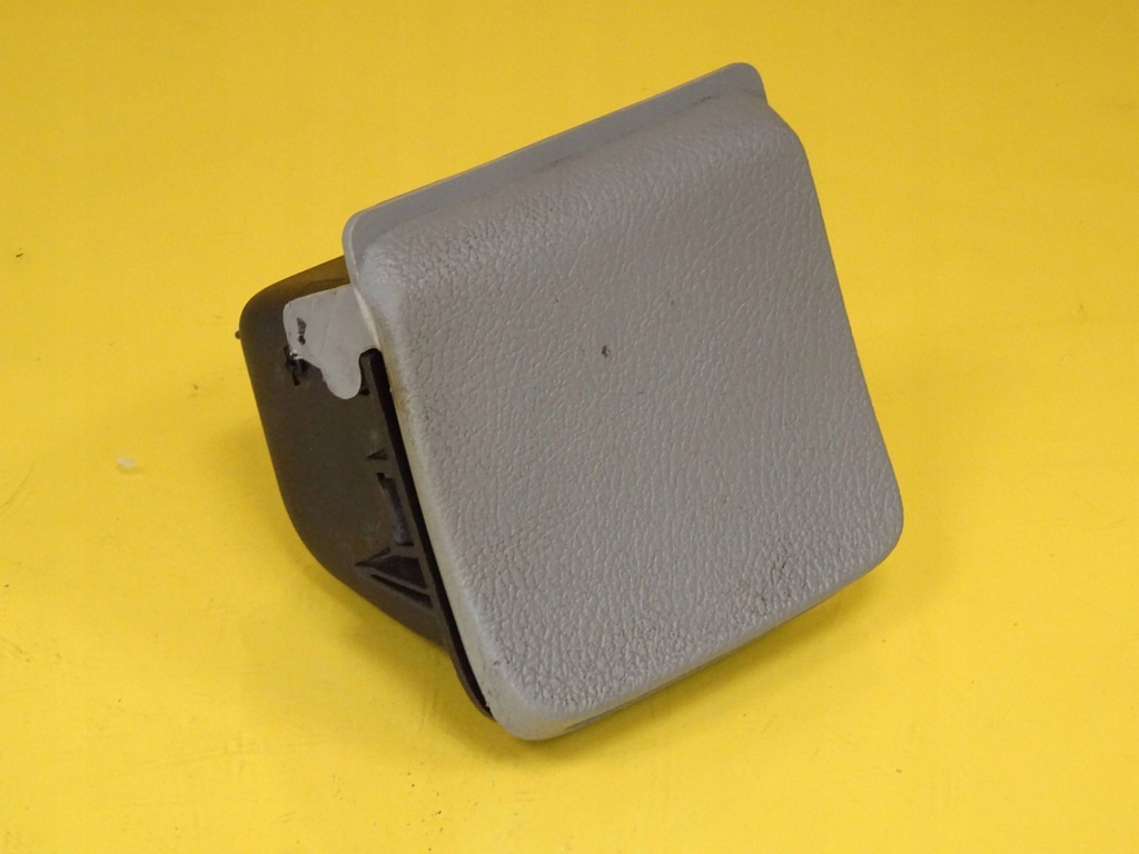 фото №1, Пепельница renault clio ii 7700421369 nr26