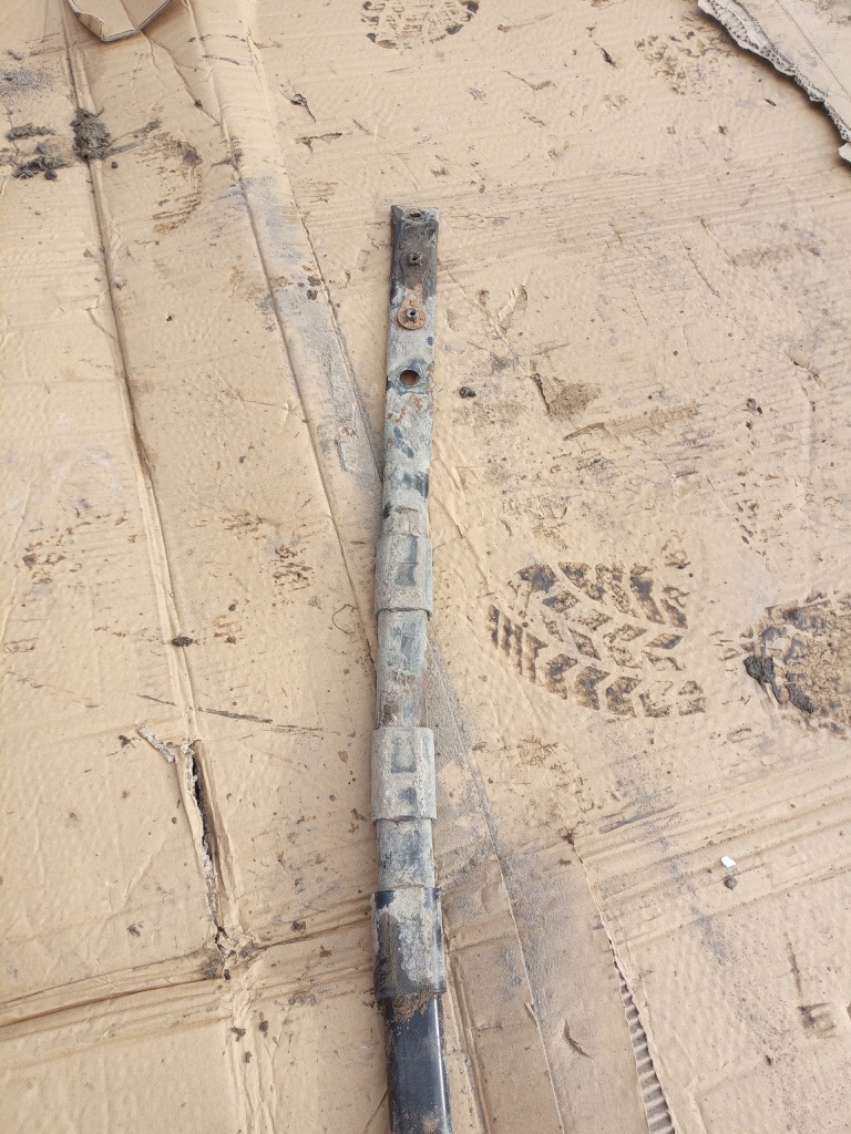 Toyota auris i 06-12 балка кронштейн підвіска задній Київ