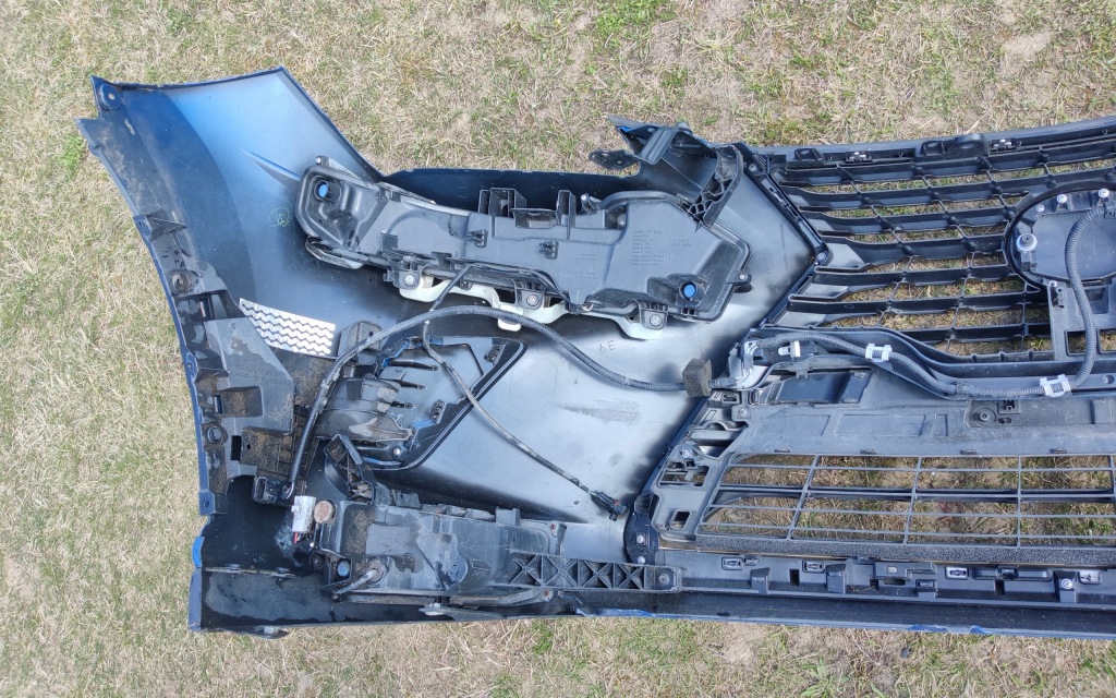 Бампер перед передній протитуманна фара drl решітка радіатора решітка  lexus nx 1 комплектний Оригінал