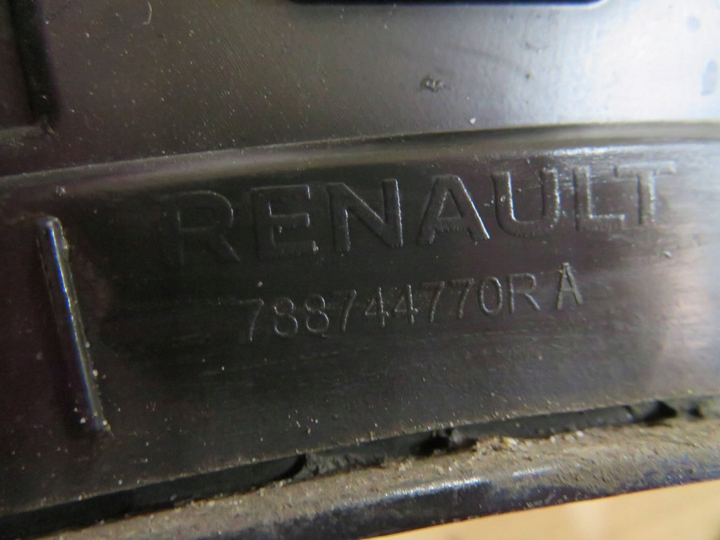 фото №13, Renault austral молдинг крила правий права задня 788744770r