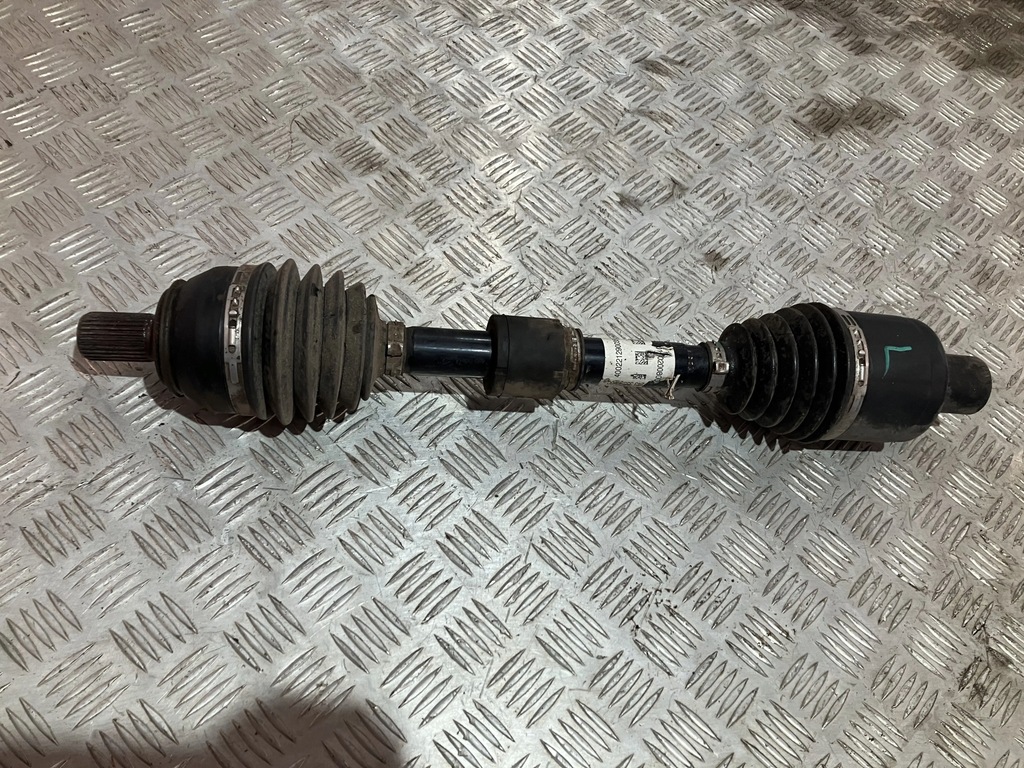 фото №1, Приводной вал левая передняя mercedes eqb x243 300 4matic