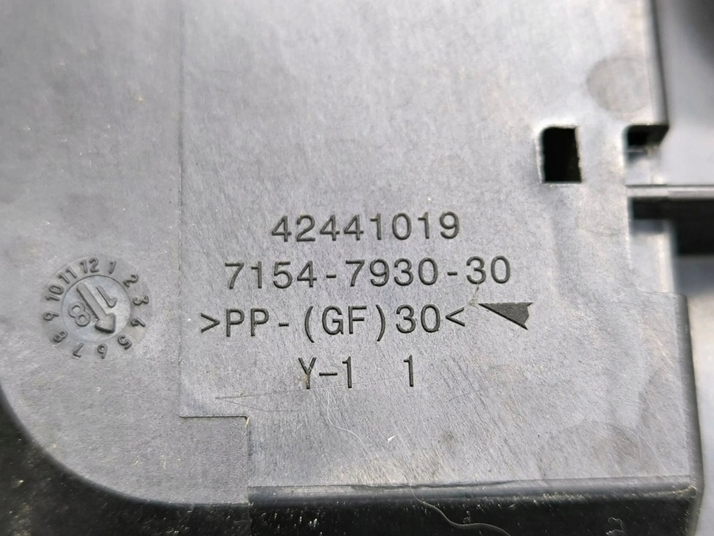 фото №11, Chevrolet bolt 2018 коробка запобіжників / комплект