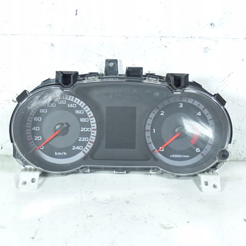 фото №1, Peugeot 4007 2.2hdi счетчик 8100a485