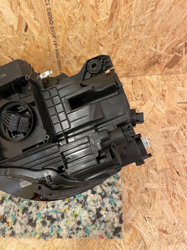 Лампа правая full led audi a3 8v рестайлинг  америка! Оригинал