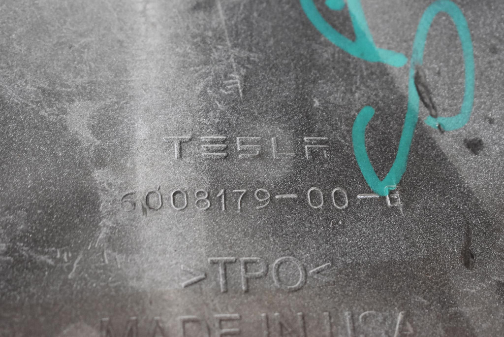 фото №13, Бампер задня задній pbcw pdc tesla model s performance 12-20