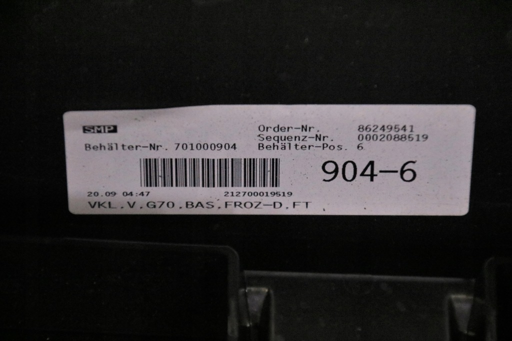 фото №10, Bmw 7 g70 i7 бампер перед передний цвет c64