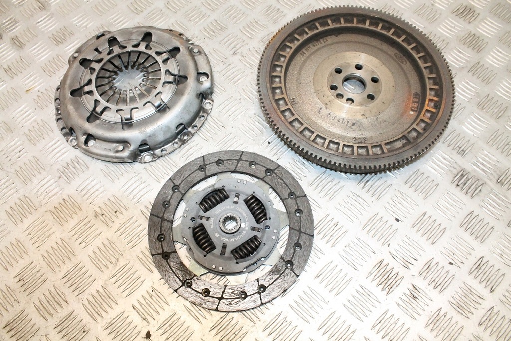 фото №8, Комплект сцепления volvo c30 322041410 1.6l бензиновый 74kw 2009