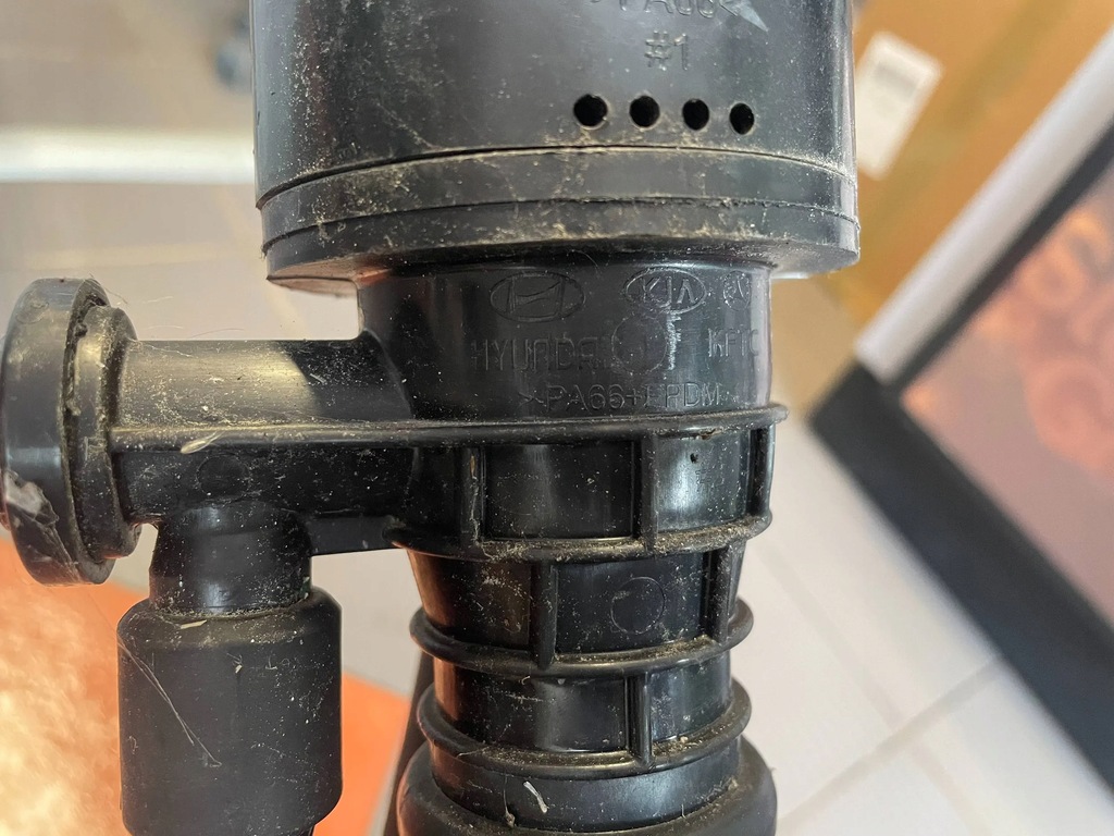 фото №8, Hyundai tucson ii труба заливна горловина пального 1.6 gdi 31030-d7000