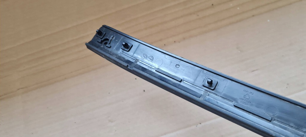 фото №8, S3 8y a3 lift прокладка резиновый элемент капот ограничитель защитный 8y0823126