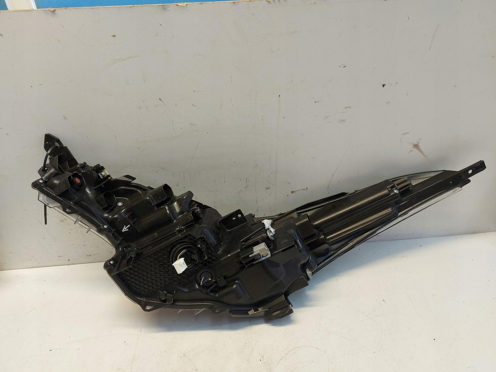 фото №8, Toyota chr лампа full led права перед 81110-yp270