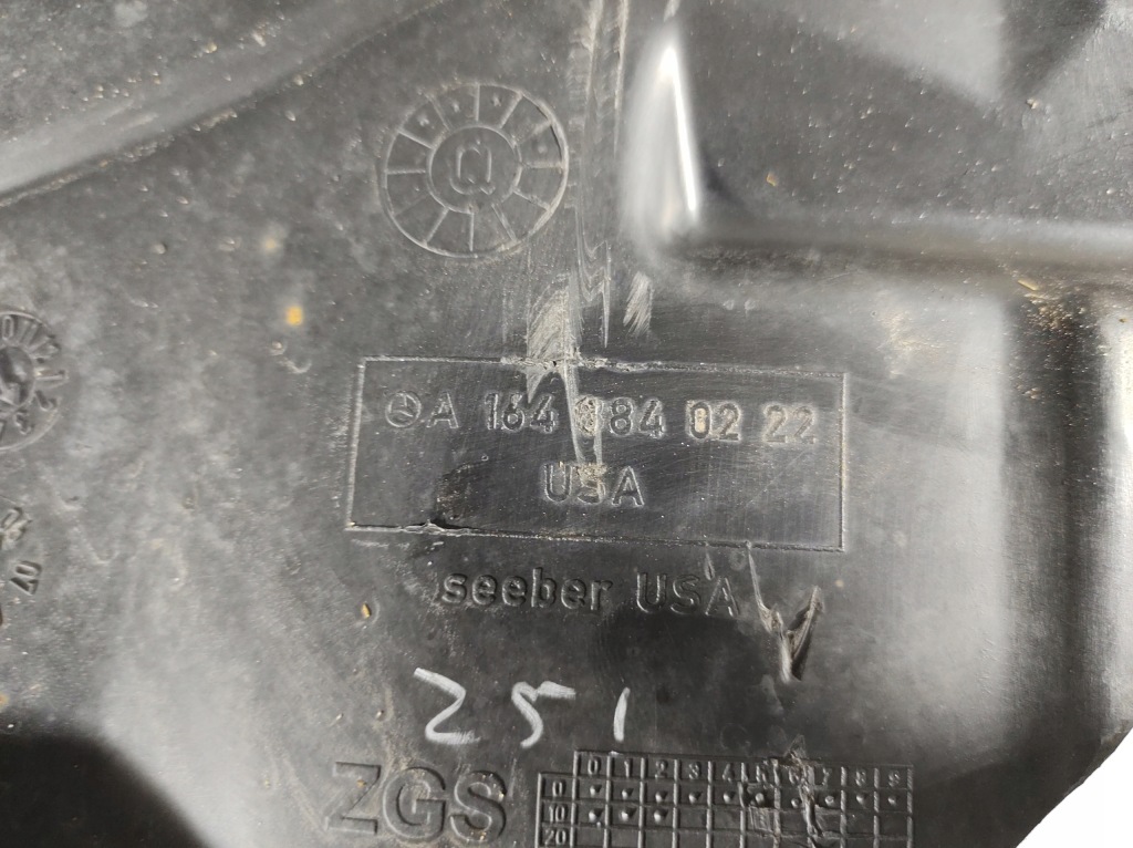 фото №6, Mercedes ml w164 06- подкрылок правый перед часть передняя 1648840222