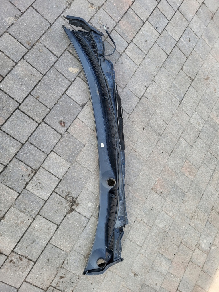 Верхній жабо renault kadjar рестайлінг  європа 668107243r в Україні