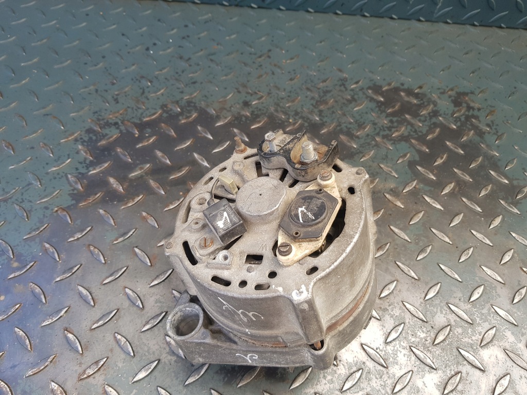 фото №8, Генератор bosch 120 469 617 bmw e30 320i 325i 325e m20