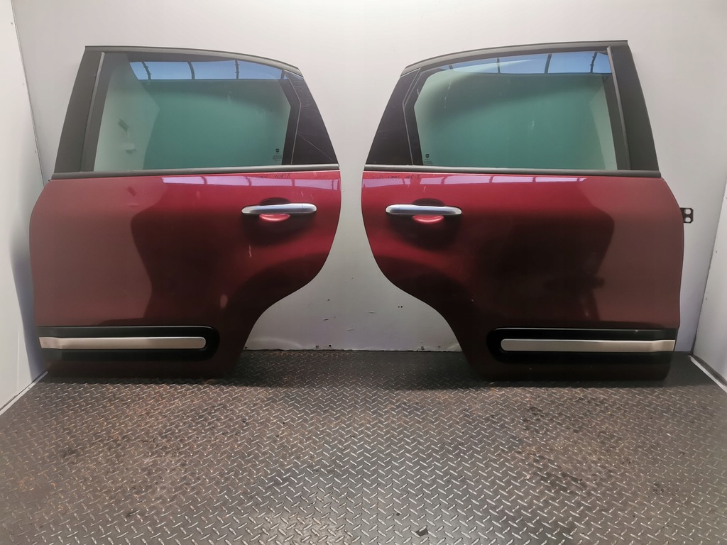 фото №1, Двері лівий i правий задня fiat 500l 830/b