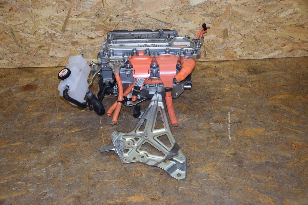 фото №1, Інвертор інвертор lexus rx 450h iv 3.5 39tyśkm g92a0-48190 g9270-62010