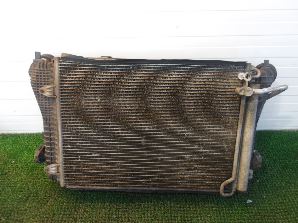 Vw passat b6 05-10 2.0 tdi радіатор води кондиціонер інтеркулер вентилятор комплект в Україні