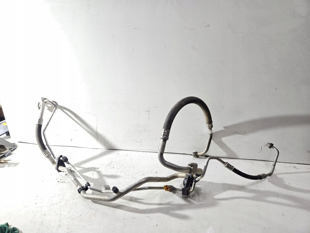 фото №1, Citroen jumpy peugeot expert шланг кондиционера 16- 9806549380