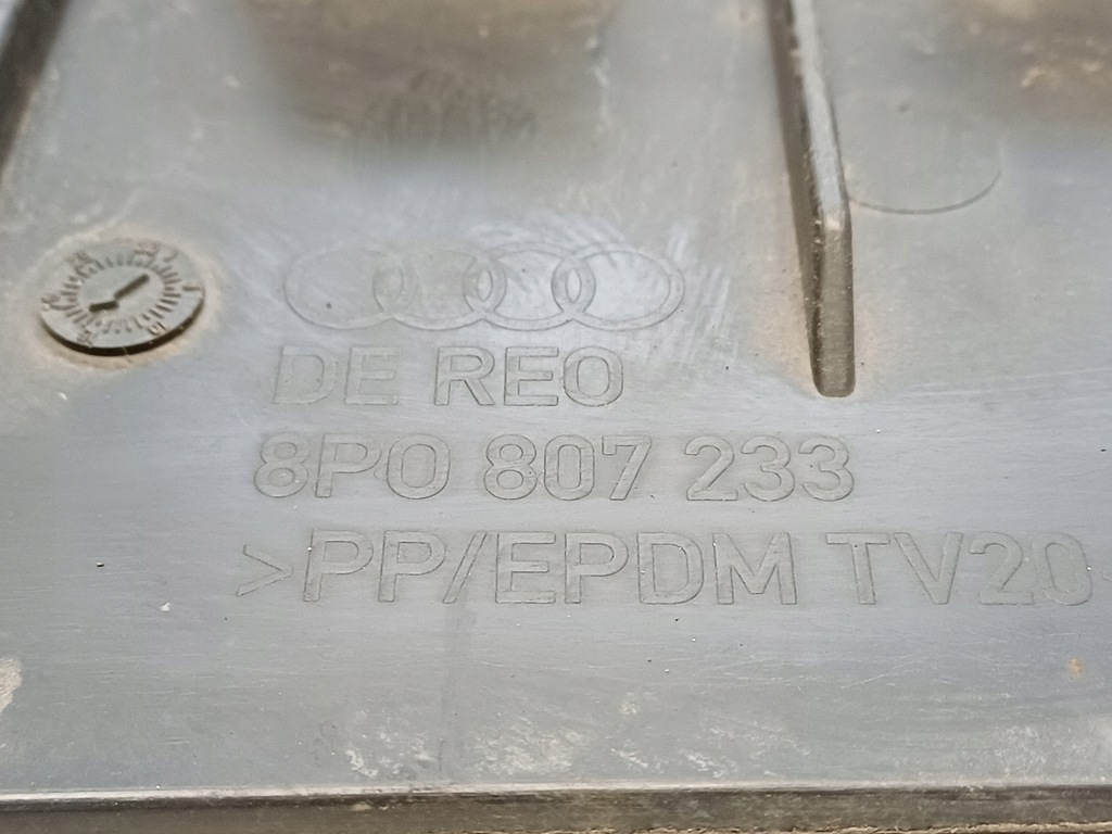 фото №8, Audi a3 8p lift - спойлер плита pod бампер перед 8p0807233