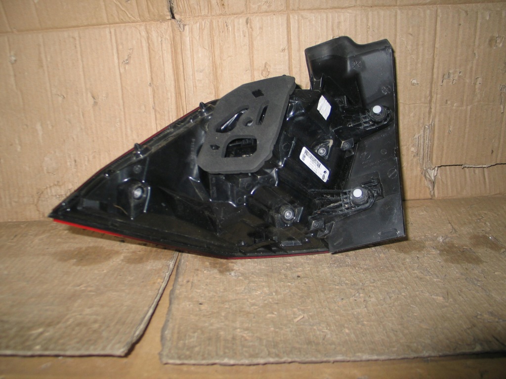 фото №13, Лампа задняя задняя led правая vw tiguan 2 ii lift 20-24r. iq light 5na945208j