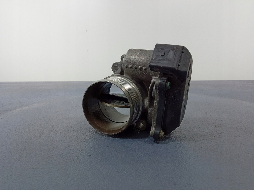 фото №1, Audi a4 b9 3.0 tdi дроссельная заслонка 059145950al