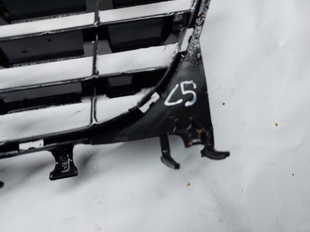 фото №8, Решётка решётка радиатора бампера средняя решётка радиатора opel vectra c gts signum 02- 13100588