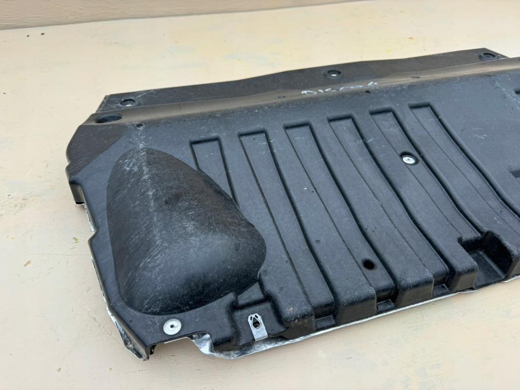 фото №3, Land rover discovery iv 4 09-16r плита защита двигателя перед 353alhs