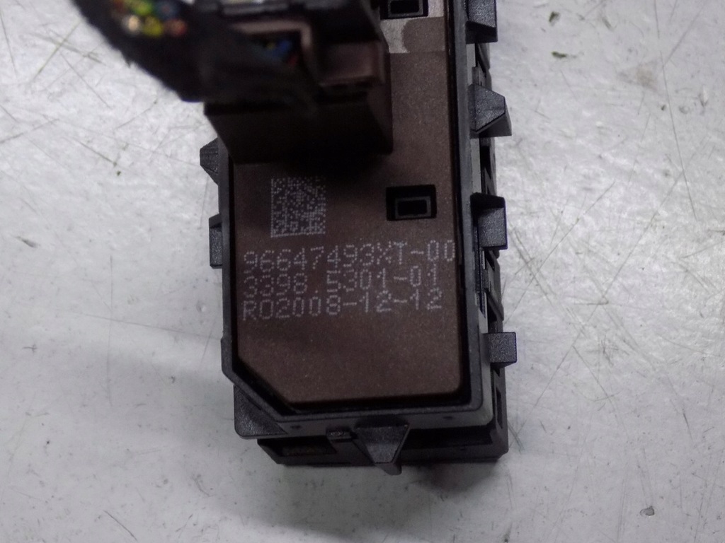 фото №12, Peugeot 3008 1.6 панель перемикач esp pdc