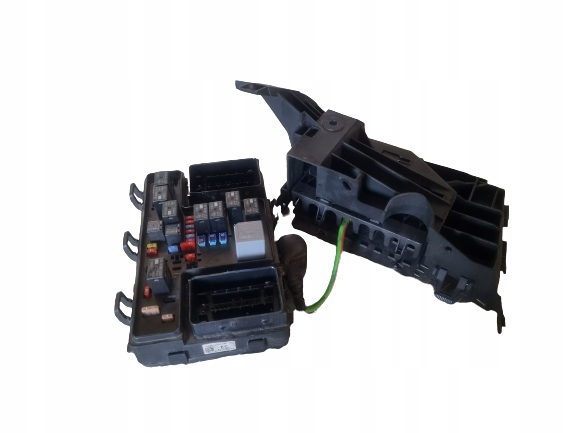 фото №1, Ford galaxy mk4 2.0 tdci коробка предохранителей