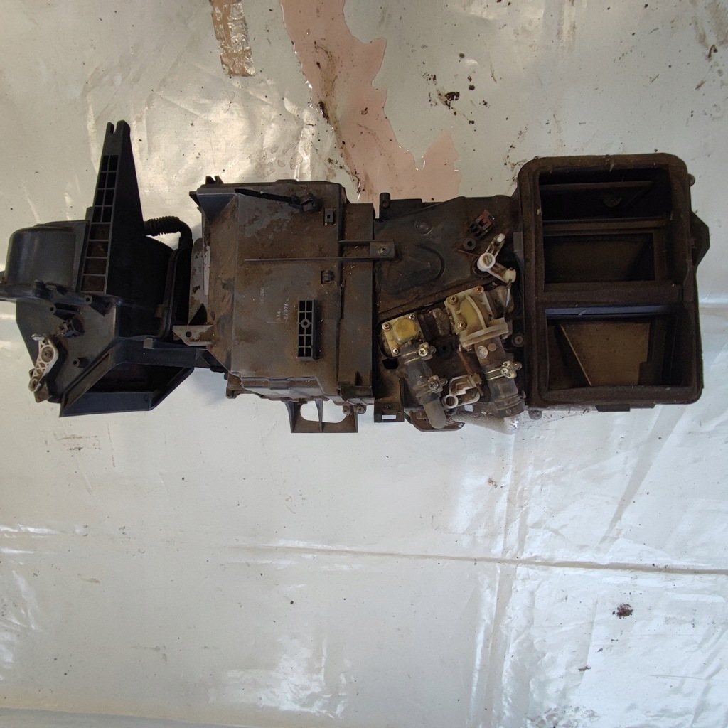 фото №1, Nissan cab star e110 отопитель