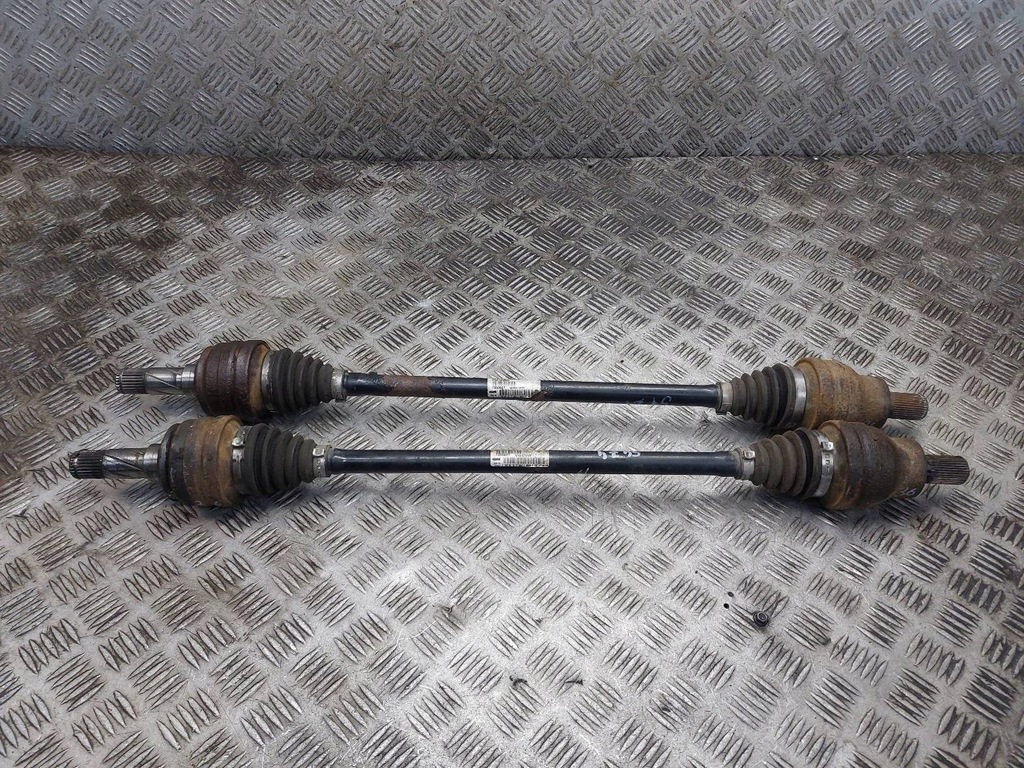 фото №1, Привідний вал лівий задня + правий задня volvo xc90 i 2.4 d5 30735565