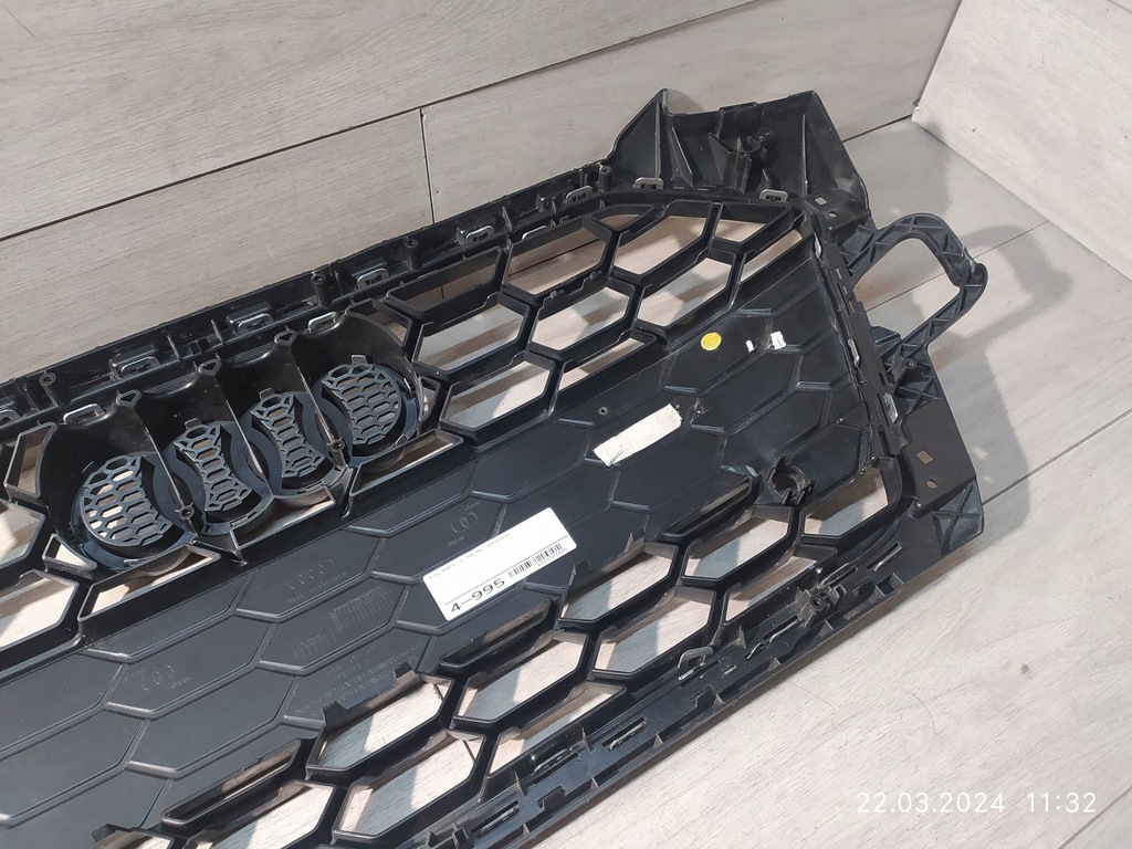 фото №13, 7591. audi a4 b9 s-line решётка радиатора 8w0853651dt