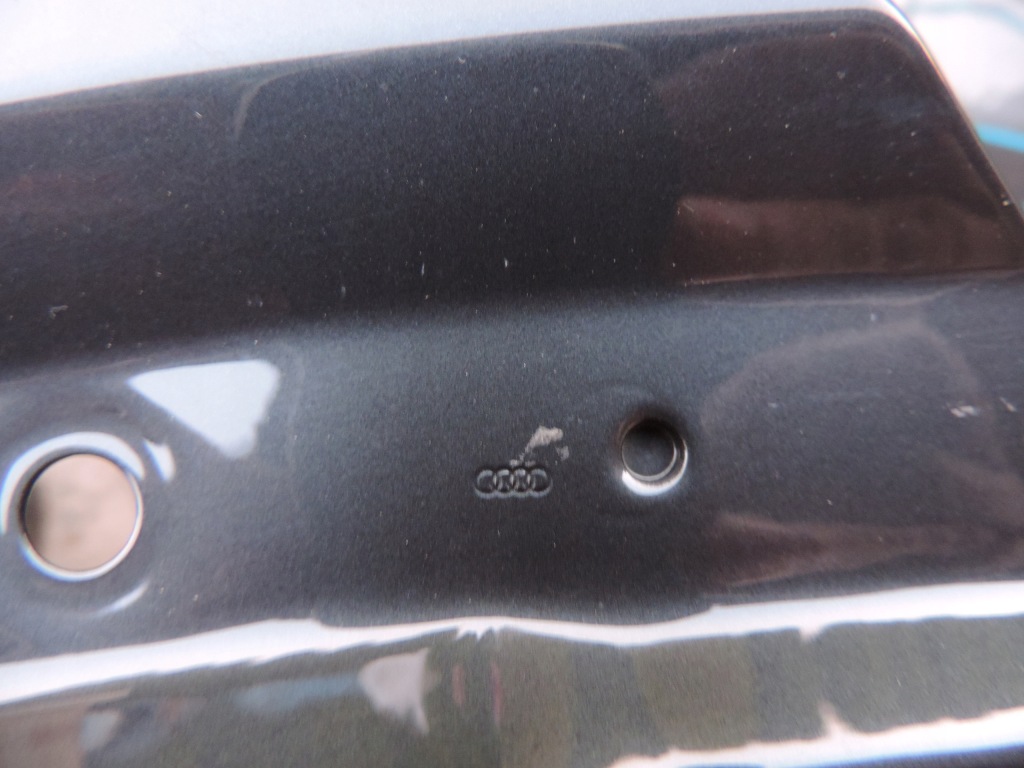 Audi e-tron 4ke крыло  передний правый Киев