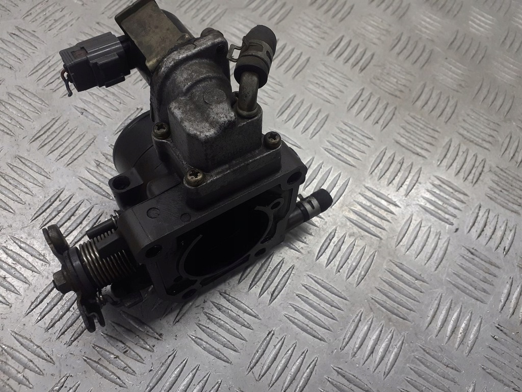 фото №3, Дроссельная заслонка mazda premacy 2.0