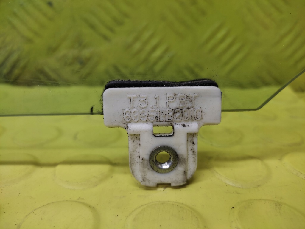 фото №2, Daihatsu cuore vii стекло дверь правый перед