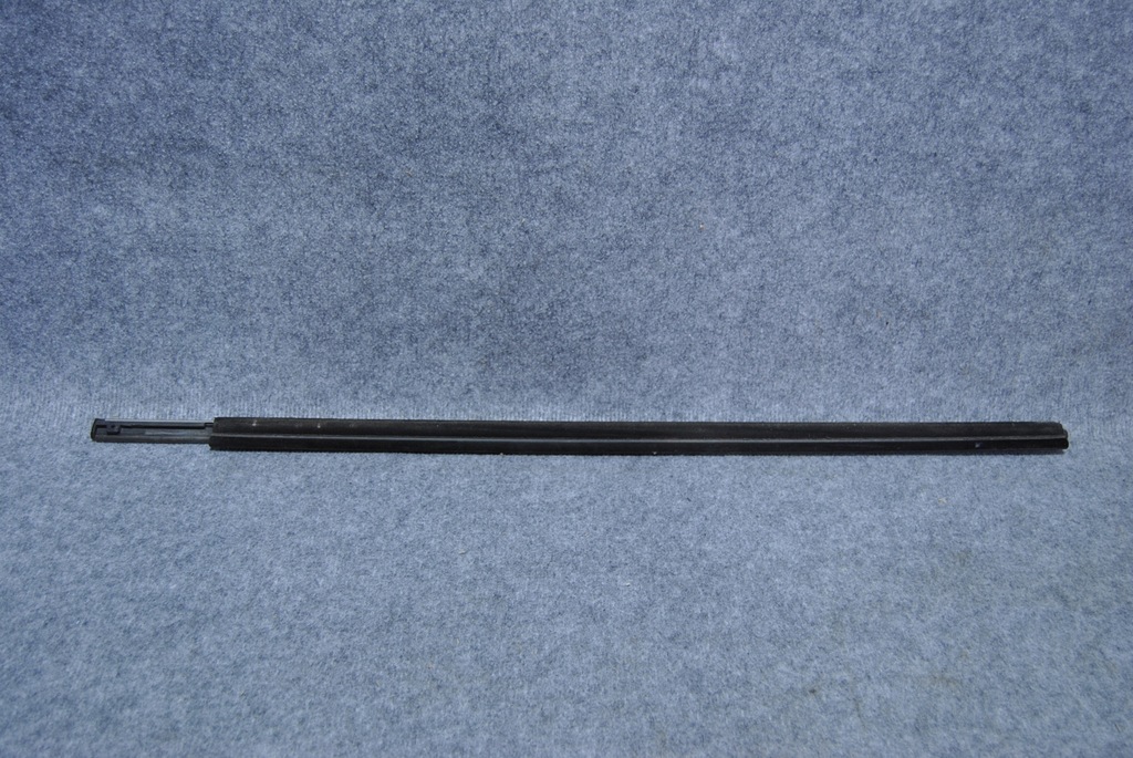 фото №2, Dodge ram 1500 4 gen молдинг уплотнитель хром наружная правый задняя