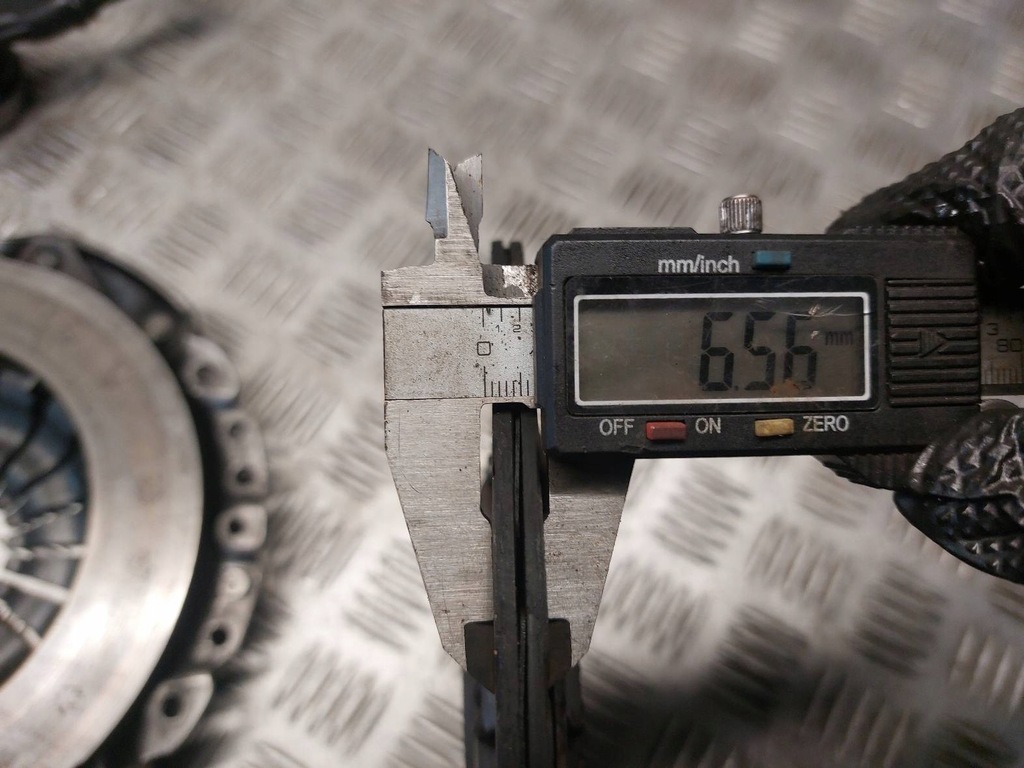 фото №7, Сцепление диск + прижим dacia sandero i 1.5 dci 322034210 122031210