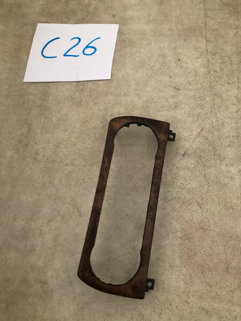 Купити Mercedes cls w218 накладка рамка панель a2186802507