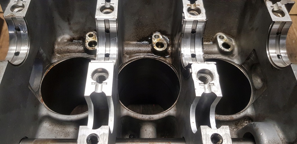 фото №12, Volvo xc40 1.5 b315t блок двигуна