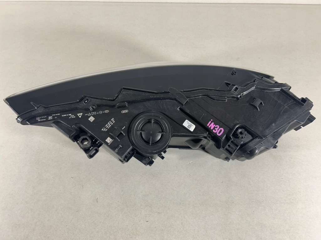 Audi q7 рестайлінг  4m0 full led фара правий перед фара Оригінал