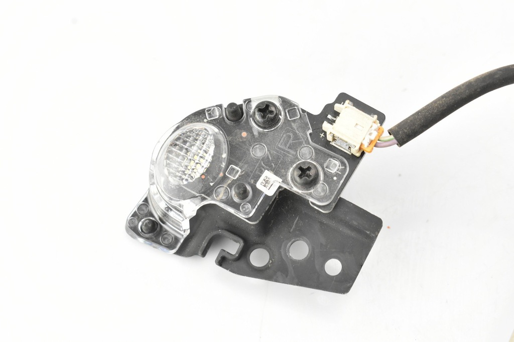 фото №9, Цоколь модуль кольцо лампы правый перед mazda 2 dj