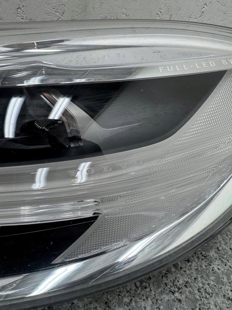 Фара лівий перед full led volvo v40 2 2012-2018r 31677020 рестайлінг Ціна