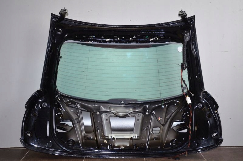 фото №3, Audi a1 8x3 крышка багажника задняя czarna 2011 rok 3 дверь