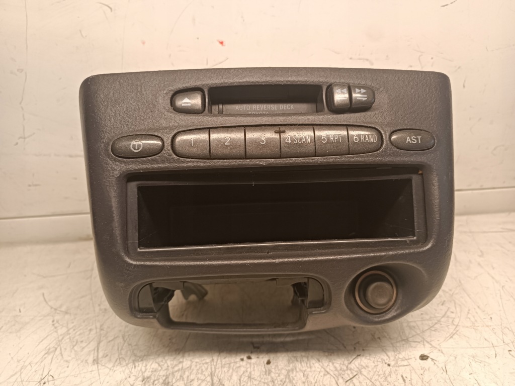 Купить Чейнджер радио кассеты toyota yaris i 86120--0d012