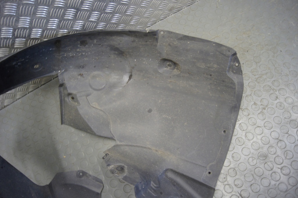 фото №8, A4b8 lift подкрылок правое передние